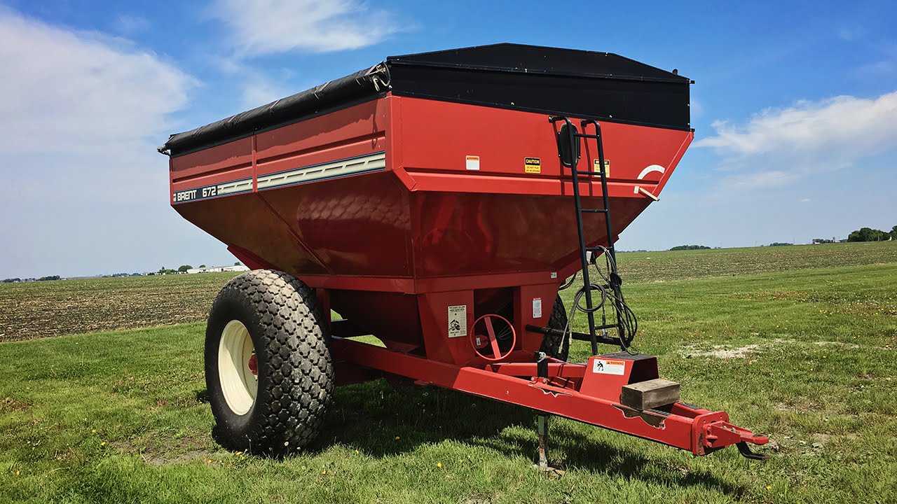 Brent 672 Grain Cart — How Farms Work