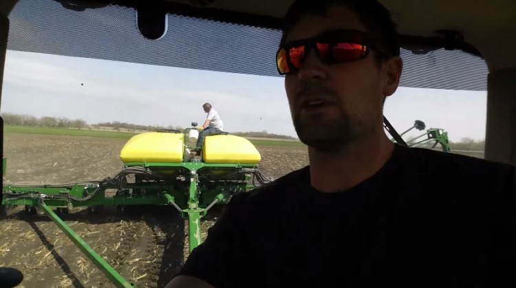 Corn planting/test plot/manure. -MN Millennial Farmer-