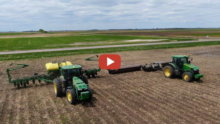 Rolling on to Soybeans! Spring 2020 with John Deere equipment.. Sonne Farms