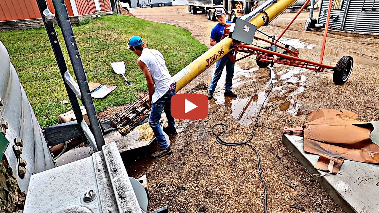 Larson Farms Minnesota. .Mess Of A Day. Grain bin spout broke again