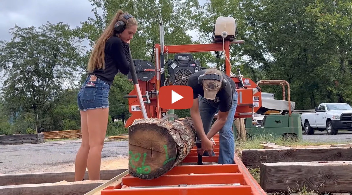 How We Make Railroad Ties on Our Woodmizer Sawmill! The boss is eaching