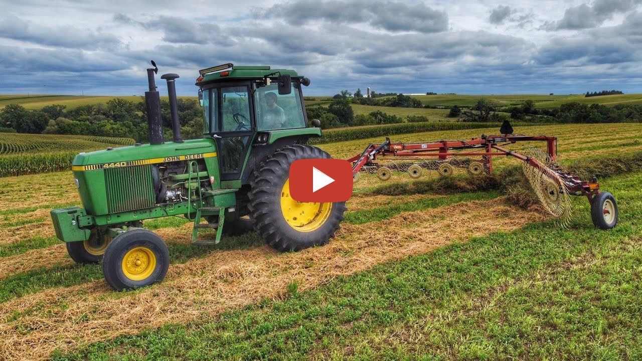 The Final Round of Hay Raking for the year 2022!! A John Deere 4440 ...