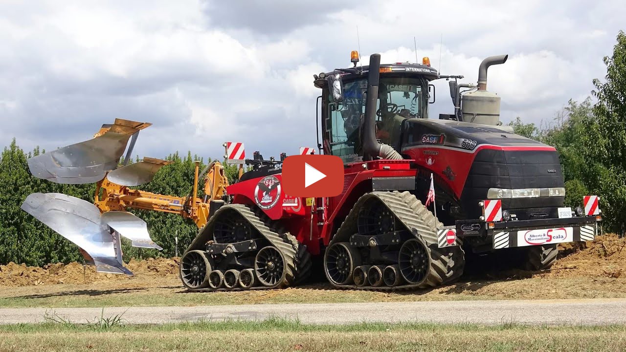 CaseIH Quadtrac 580 deep plowing in Italy — Gabry982