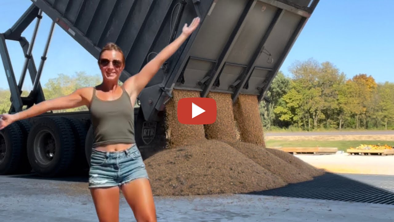 New Age Custom Farming All hands on deck! Harvest season 2023 is